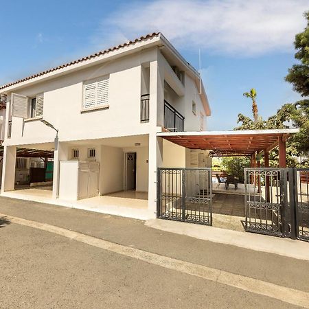 Larnaca Villa Marina Meneou Extérieur photo