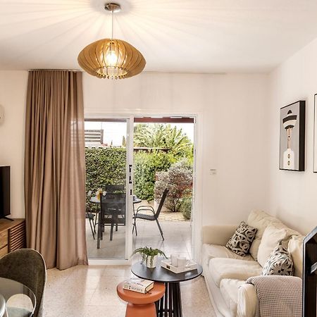Larnaca Villa Marina Meneou Extérieur photo