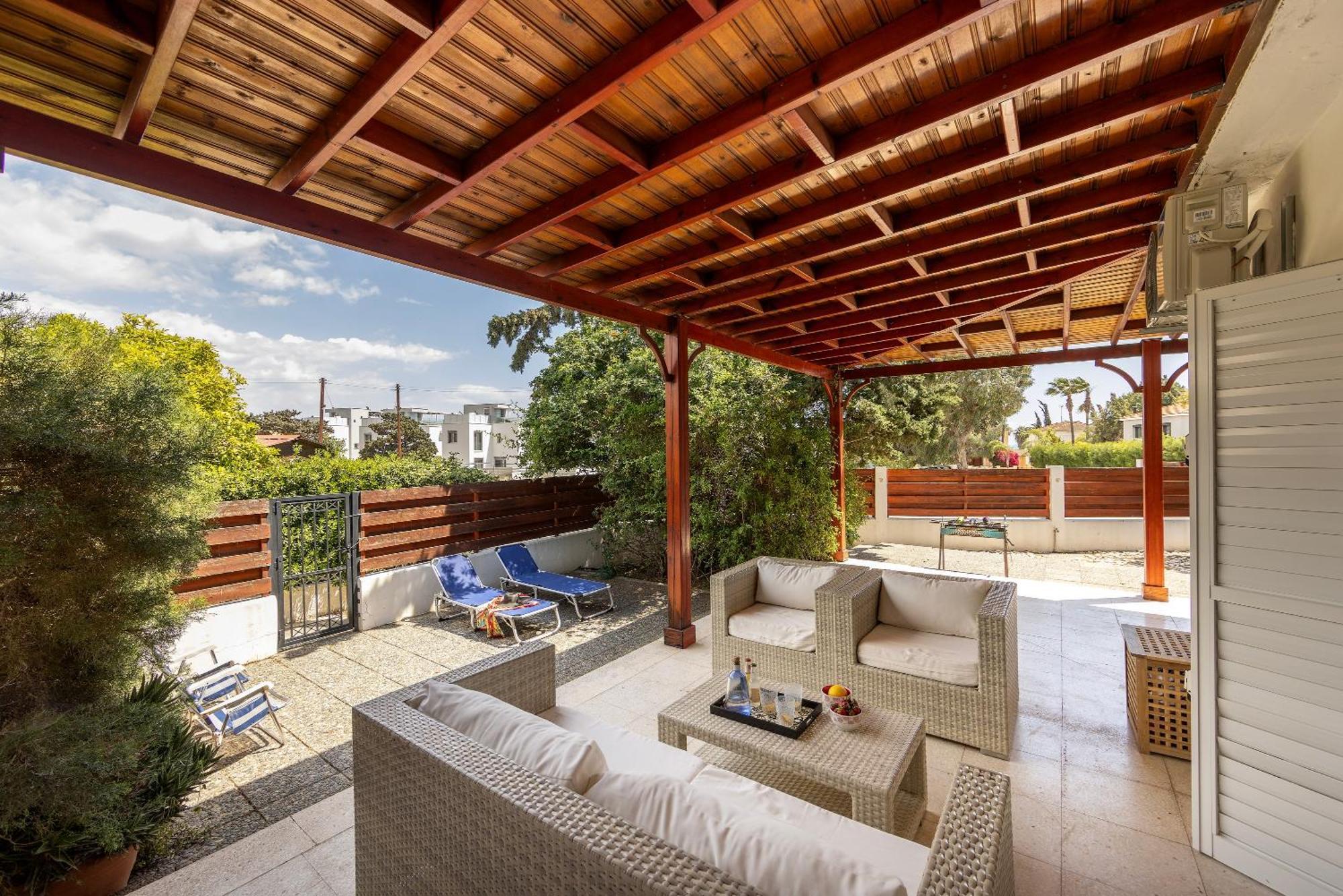 Larnaca Villa Marina Meneou Extérieur photo