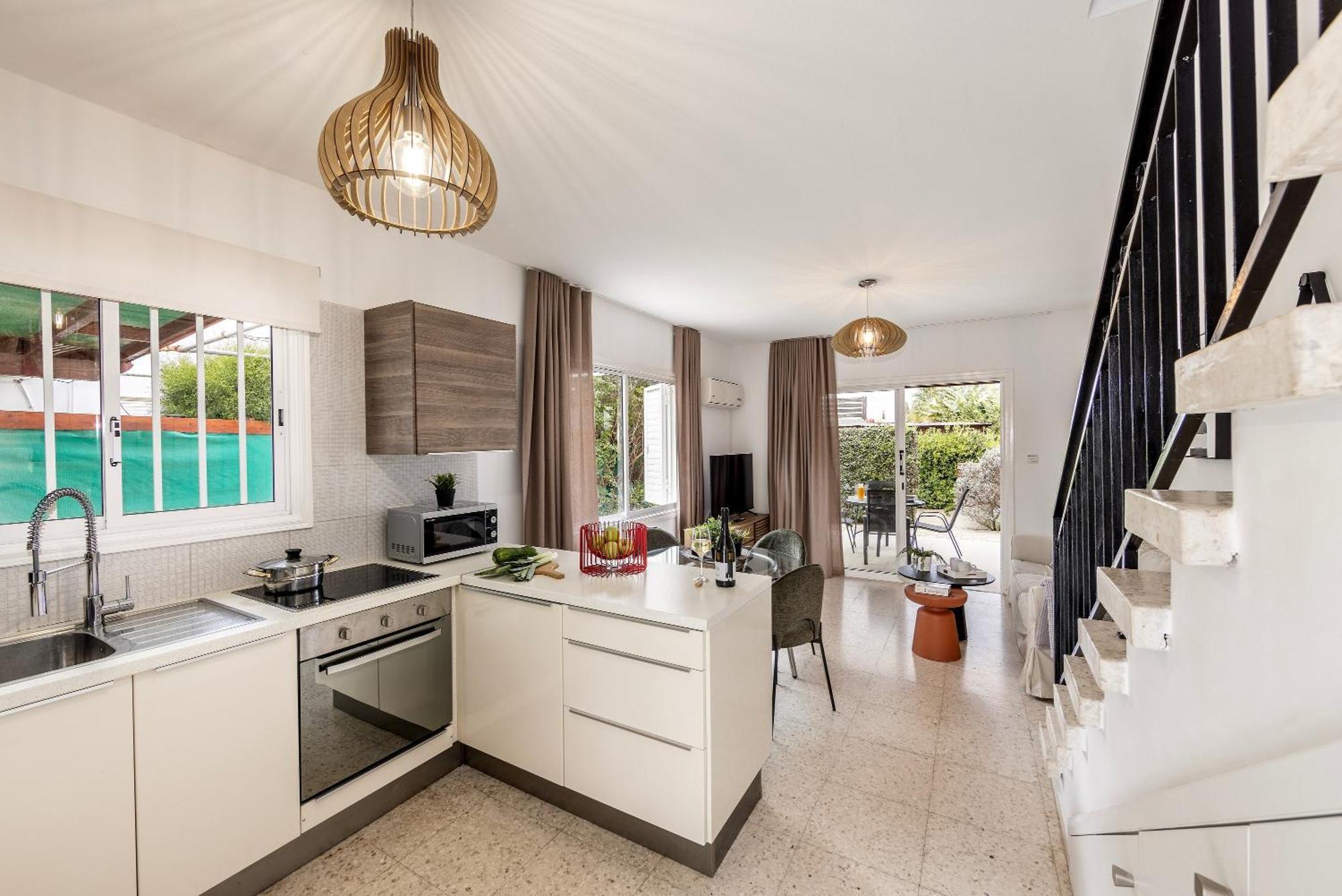 Larnaca Villa Marina Meneou Extérieur photo