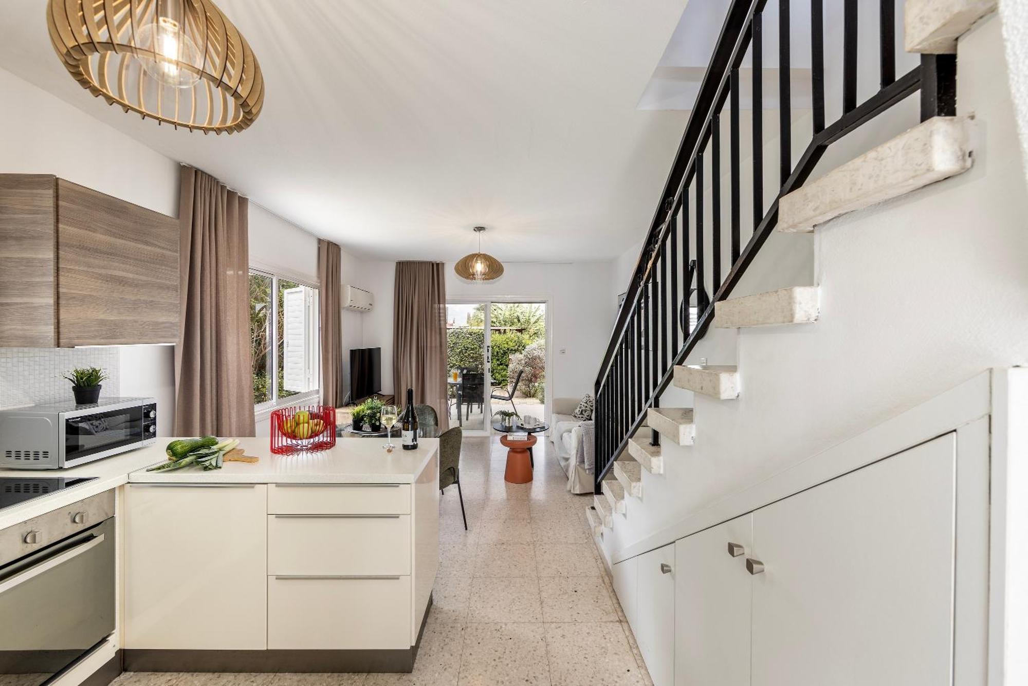 Larnaca Villa Marina Meneou Extérieur photo