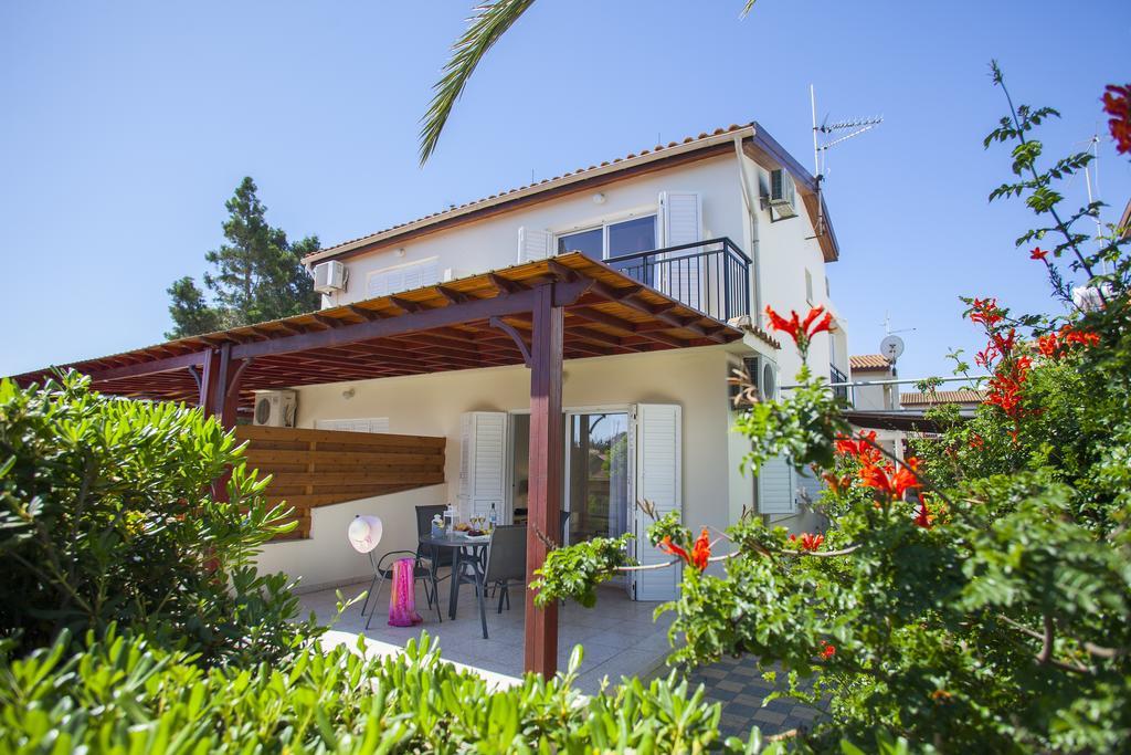 Larnaca Villa Marina Meneou Extérieur photo