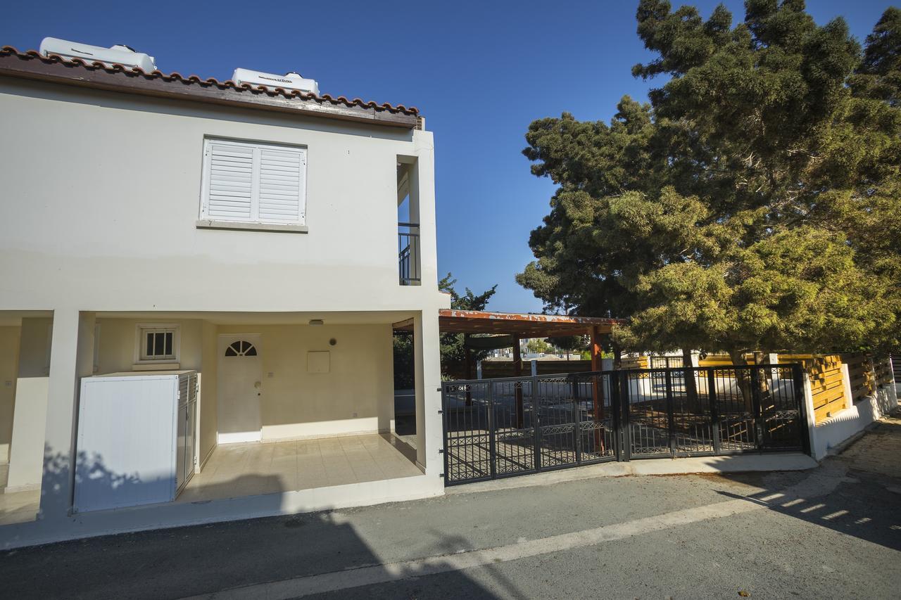 Larnaca Villa Marina Meneou Extérieur photo