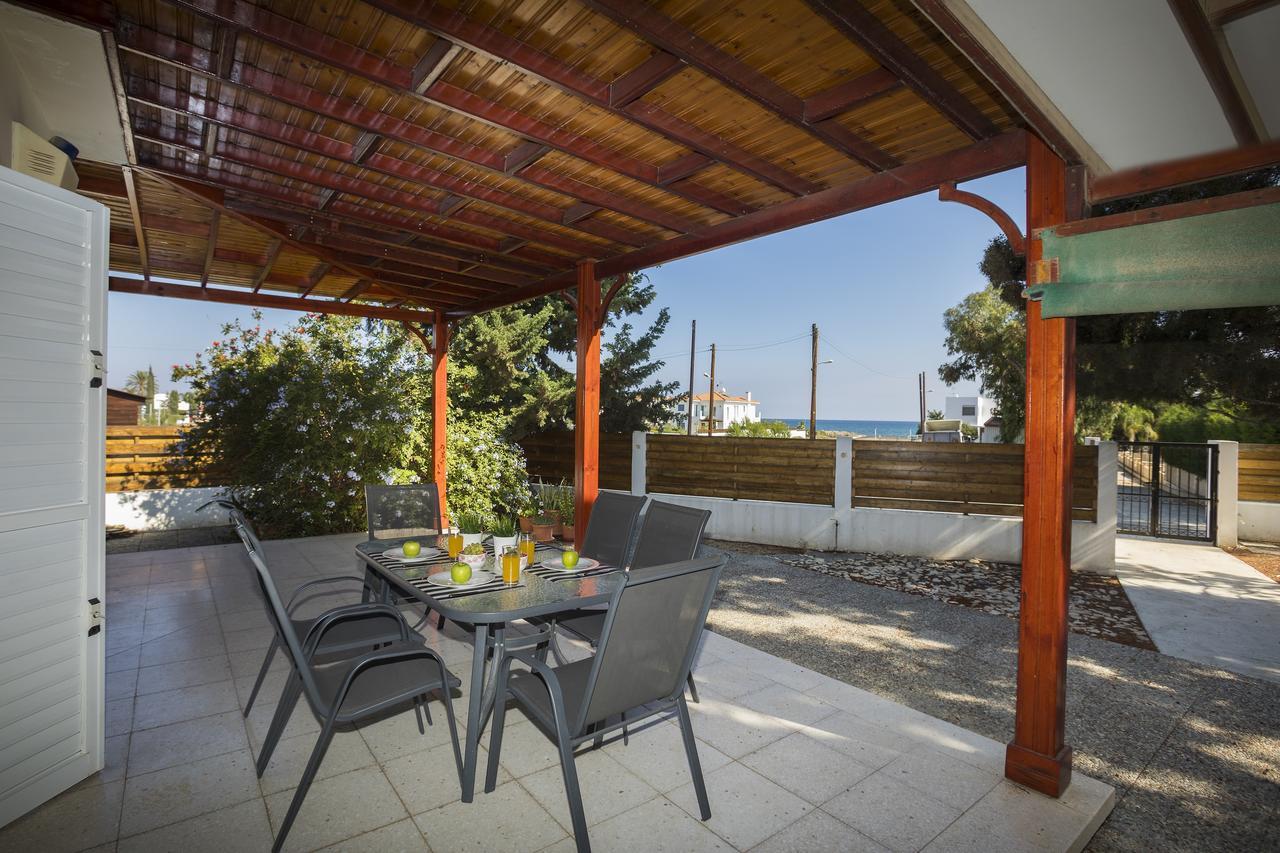 Larnaca Villa Marina Meneou Extérieur photo