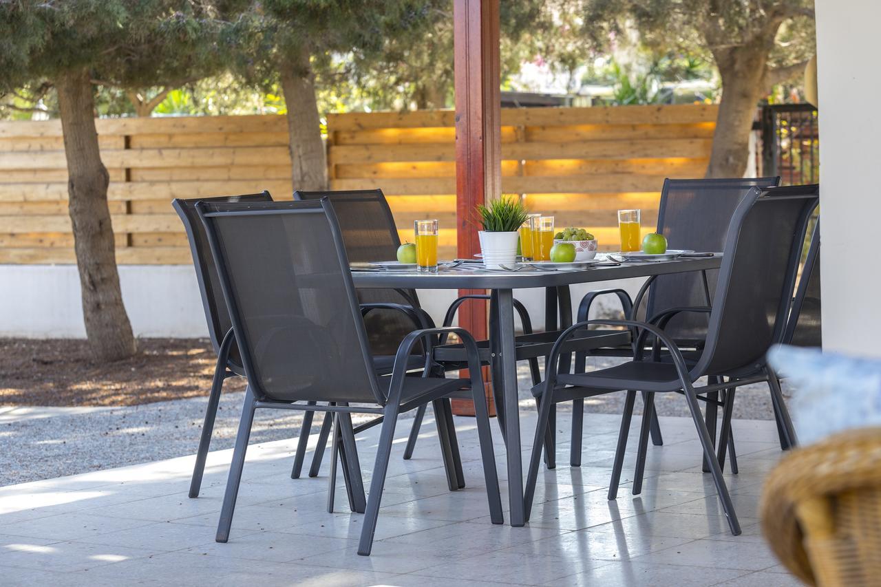Larnaca Villa Marina Meneou Extérieur photo